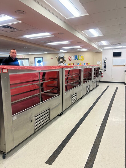 More Photos Of 7481 E US Highway 36, Avon Freestanding For Sale
