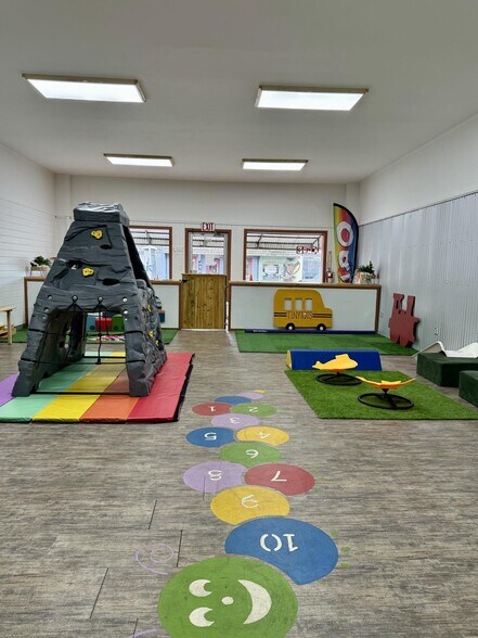 More Photos Of 413 Main St, Kamiah Daycare Center For Sale