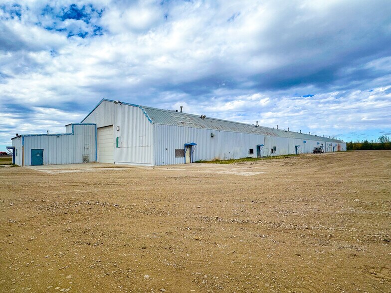 More Photos Of 1511 4th St, Nisku Manufacturing For Lease