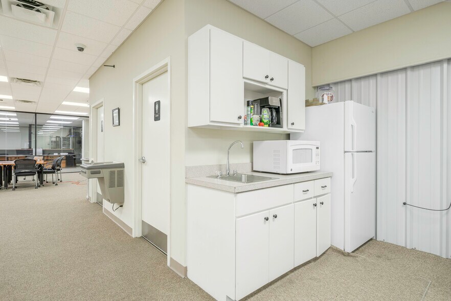 More Photos Of 335 Jeanette Barrett Industrial Blvd, Wetumpka Industrial For Sale