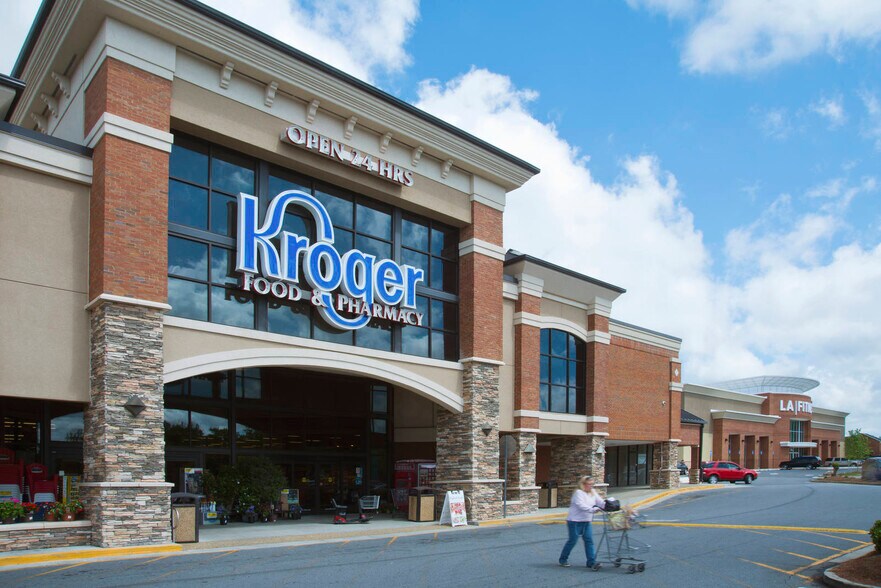 More Photos Of 3455 Peachtree Industrial Blvd, Duluth Unknown For Lease