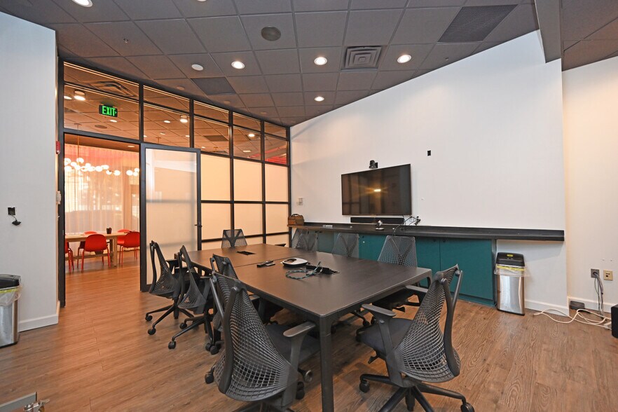 More Photos Of 19 Garfield Pl, Cincinnati Multifamily For Sale