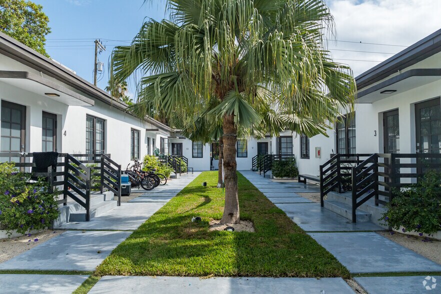 More Photos Of 733-737 Michigan Ave, Miami Beach Apartments For Sale