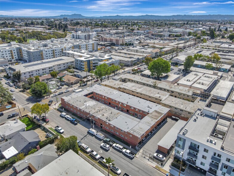 More Photos Of 8861 Langdon Ave, North Hills Apartments For Sale