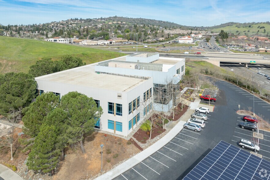 More Photos Of 4207 Town Center Blvd, El Dorado Hills Office For Lease