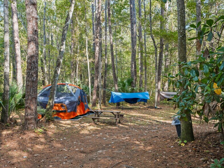 More Photos Of 15260 NE 152nd Pl, Fort Mc Coy Trailer Camper Park For Sale