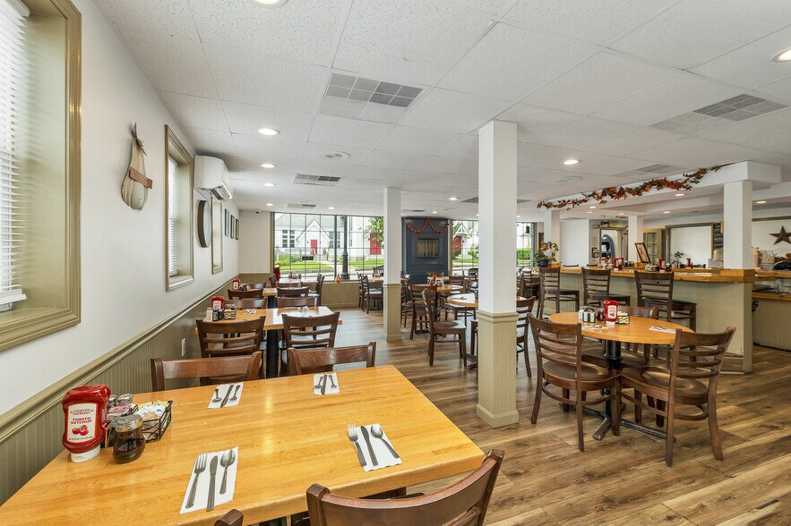 More Photos Of 13 Main St, Goffstown Restaurant For Sale