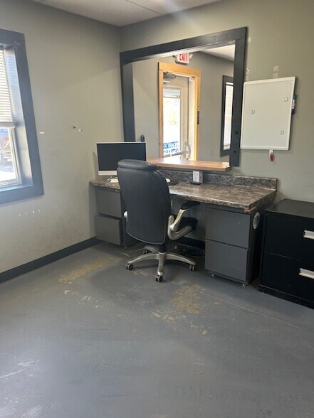 More Photos Of 1533 Buena Vista Hwy, Wilcox Industrial For Sale