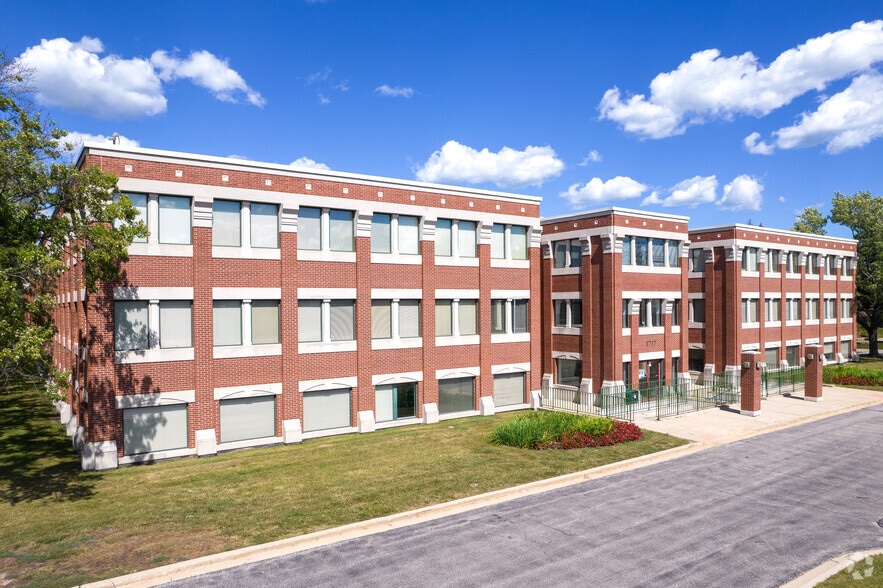 More Photos Of 1717 Deerfield Rd, Deerfield Office For Lease