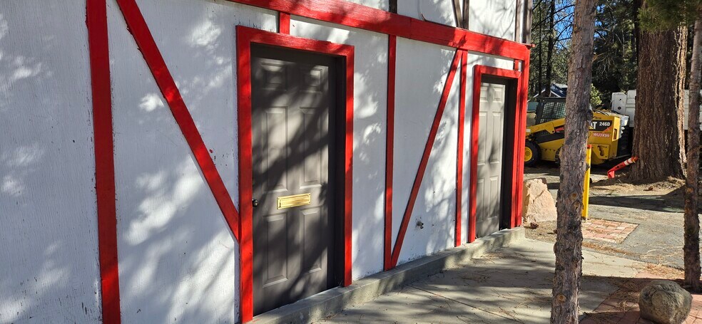 More Photos Of 42011 Big Bear Blvd, Big Bear Lake Storefront Retail Office For Sale