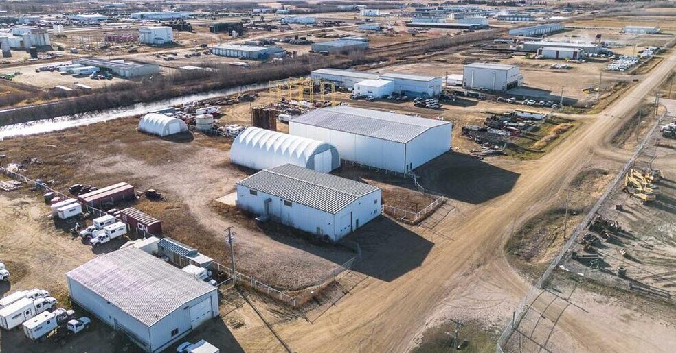 More Photos Of 39 Production Av, Vermilion River County No 24 Service For Sale