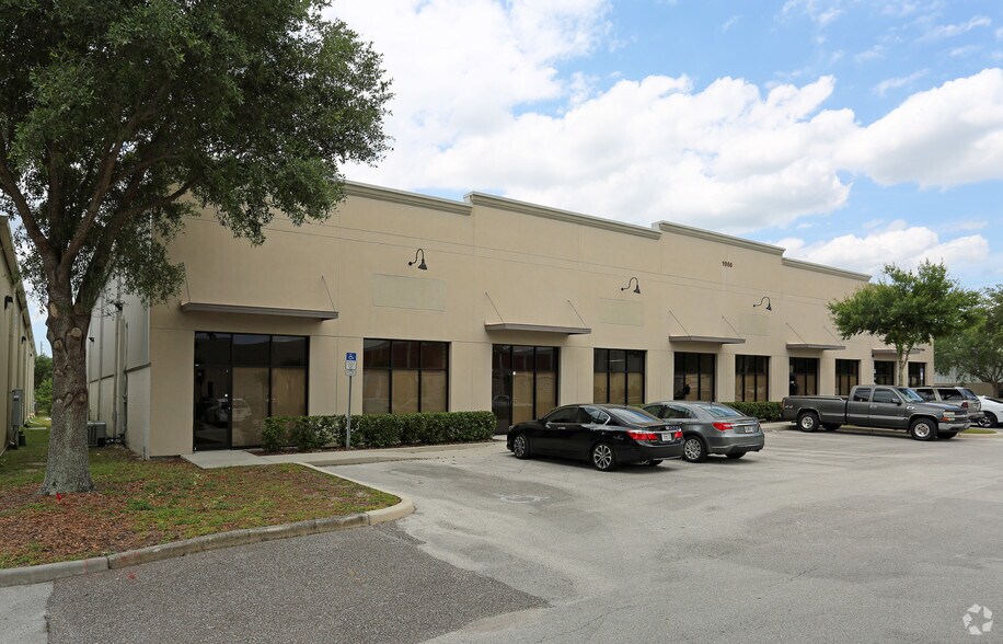 Primary Photo Of 1966 W New Hampshire St, Orlando Warehouse For Lease