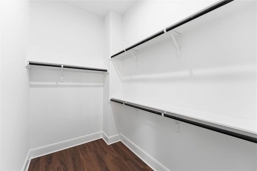 More Photos Of 4125 Clover A/B st, Houston Multifamily For Sale