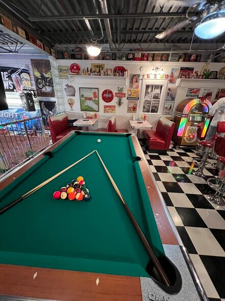 More Photos Of 9181 Commerce Center Cir, Highlands Ranch Self Storage For Sale