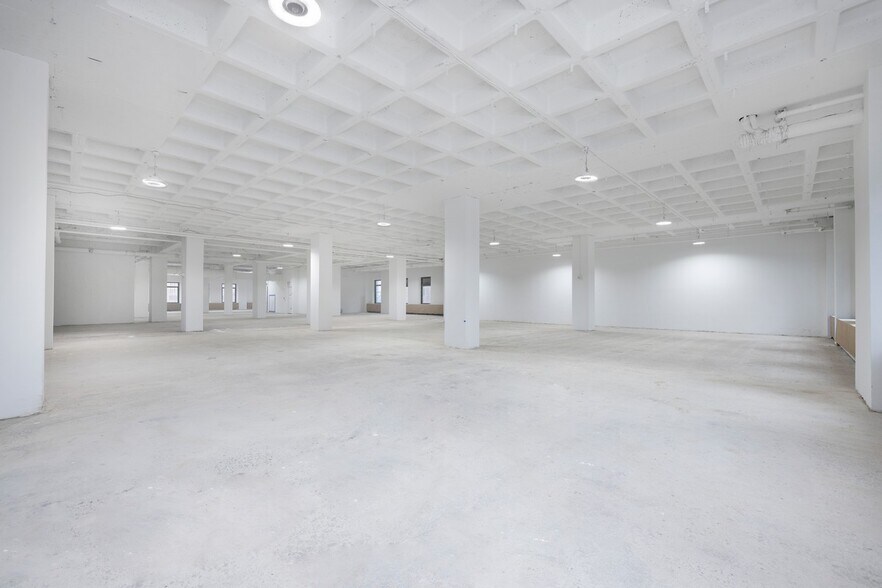 More Photos Of 40 Rector St, New York Office For Lease