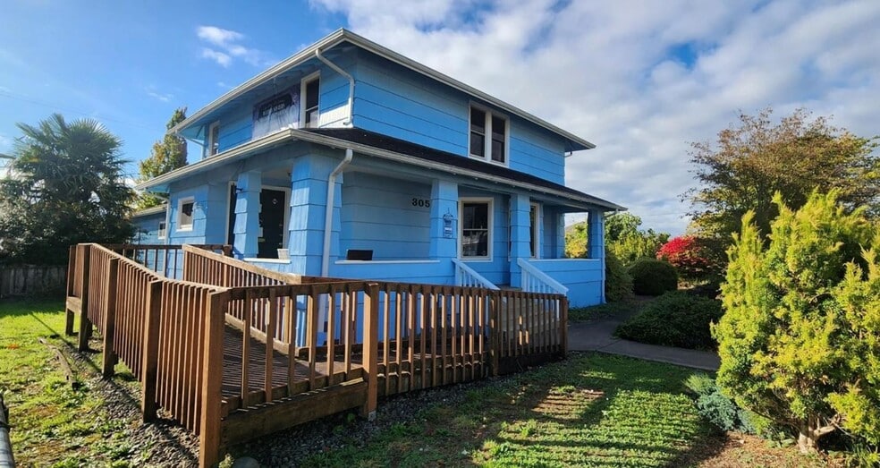 More Photos Of 305 W 1st St, Aberdeen General Retail For Sale