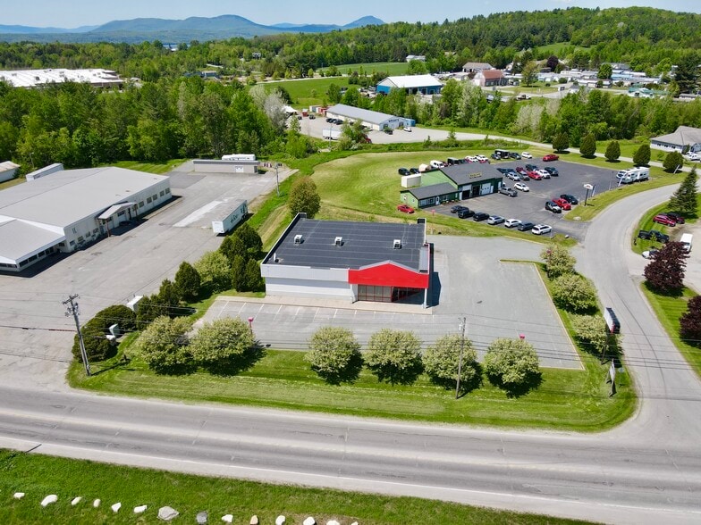 More Photos Of 108 Community Dr, Newport Freestanding For Lease