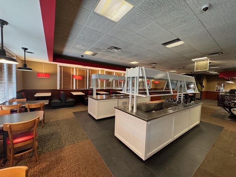 More Photos Of 1830 Columbus Ave, Washington Court House Restaurant For Sale