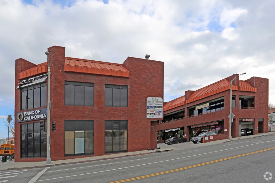 More Photos Of 14318-14394 Ventura Blvd, Sherman Oaks Unknown For Lease