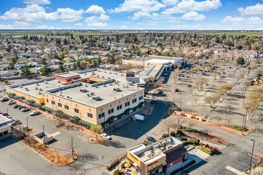 More Photos Of 4550-4720 Mack Rd, Sacramento Unknown For Lease