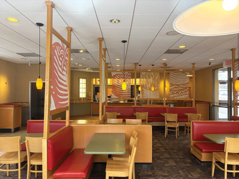 More Photos Of 1756 N Getty St, Muskegon Fast Food For Sale