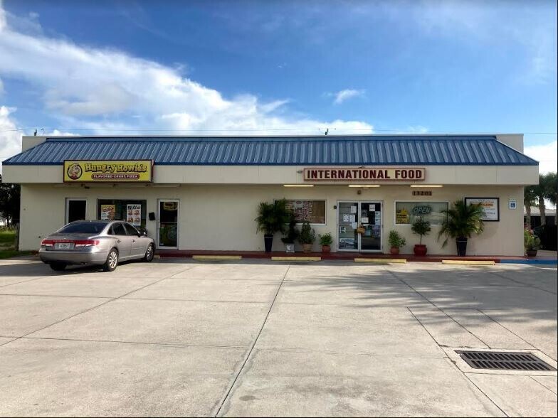 Primary Photo Of 13201 S Tamiami Trl, North Port Supermarket For Sale