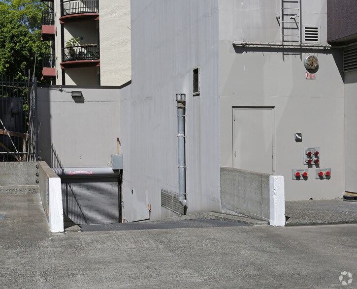 More Photos Of 1201 SW 12th Ave, Portland Office For Lease