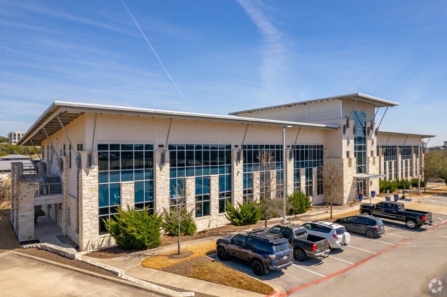 More Photos Of 7710 Rialto Blvd, Austin Medical For Lease