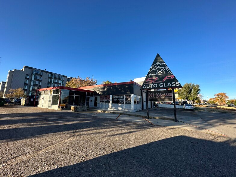 More Photos Of 5700 W Alameda Ave, Denver Auto Repair For Sale