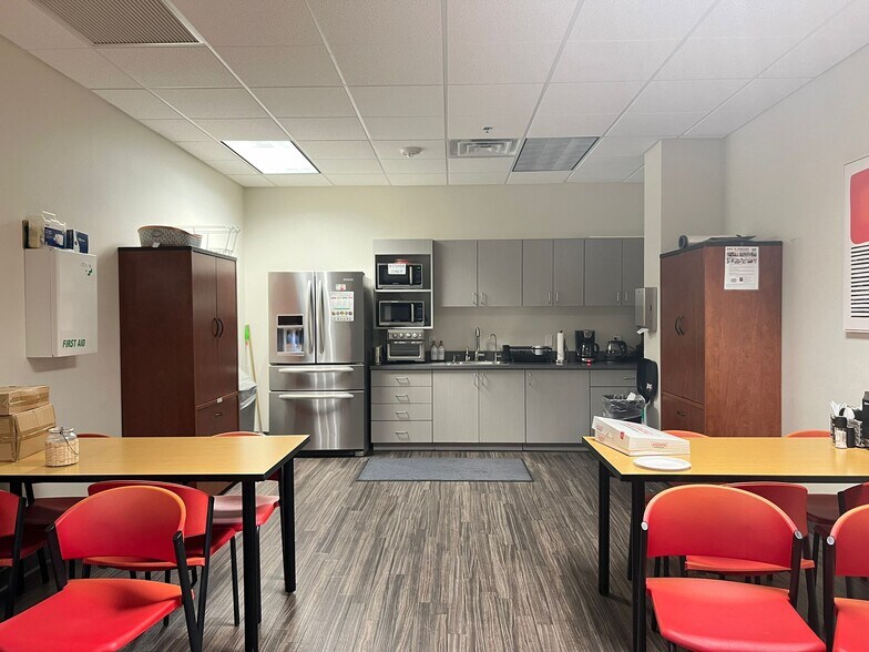More Photos Of 2500 N Buffalo Dr, Las Vegas Office For Lease