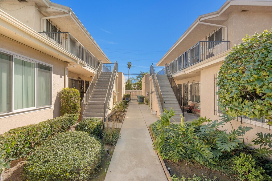 More Photos Of 10630 Crenshaw Blvd, Inglewood Apartments For Sale