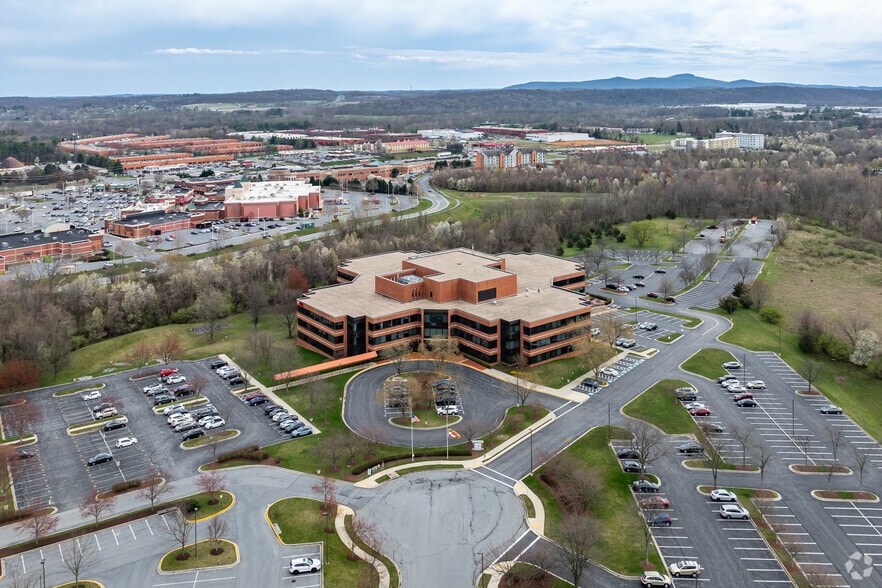 More Photos Of 5202 Presidents Ct, Frederick Office For Lease