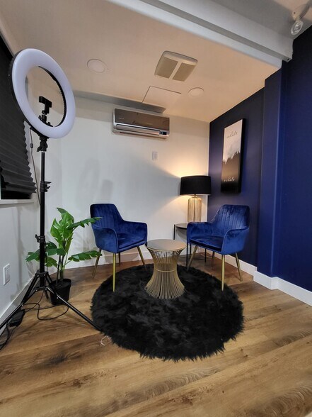 More Photos Of 13308 76th Ave, Surrey Warehouse For Sale