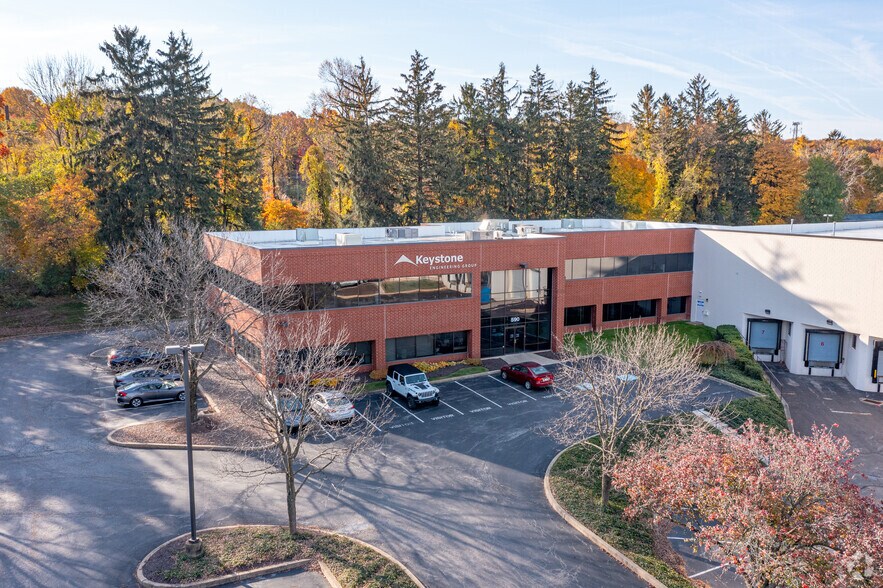 More Photos Of 590 Lancaster Ave, Malvern Light Distribution For Sale