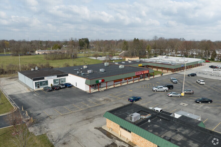More Photos Of 149-151 E Airport Hwy, Swanton Storefront Retail Office For Lease