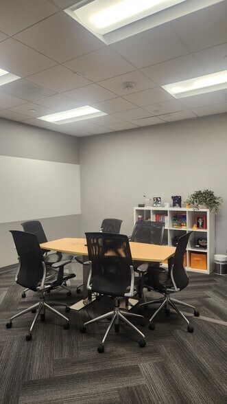 More Photos Of 19409-19419 Stevens Creek Blvd, Cupertino Freestanding For Lease