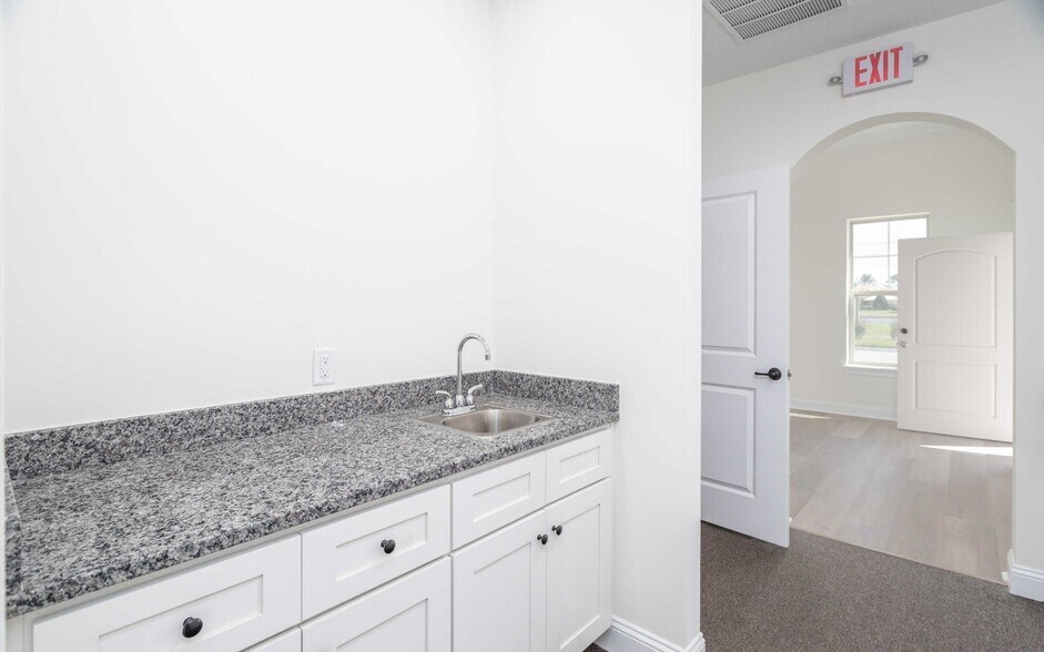 More Photos Of 130 Land Grand unit 5, Saint Augustine Medical For Lease