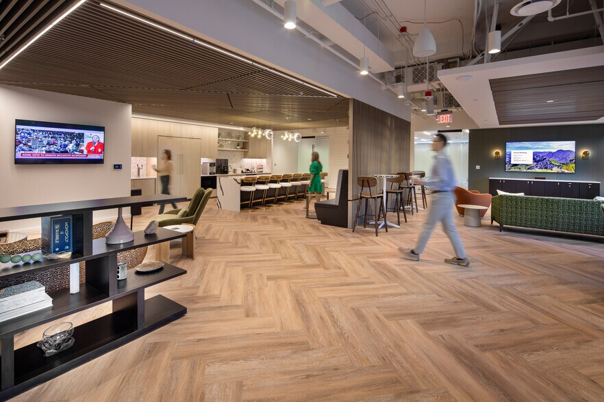 More Photos Of 11790 Sunrise Valley Dr, Reston Office For Lease