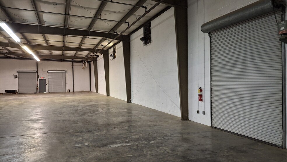 More Photos Of 3843 Highway 41 N, Resaca Distribution For Lease