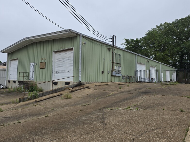 More Photos Of 3212 Jean Dr, Memphis Warehouse For Sale