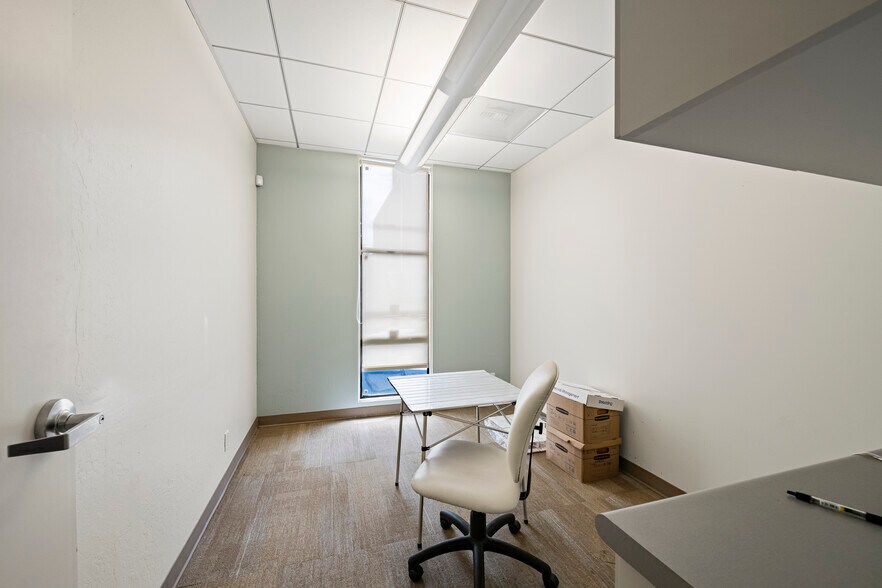 More Photos Of 2211 Bush St, San Francisco Medical For Sale