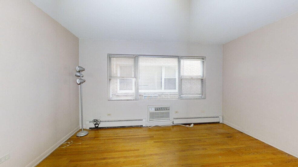 More Photos Of 1240 S 55th Ct, Cicero Apartments For Sale