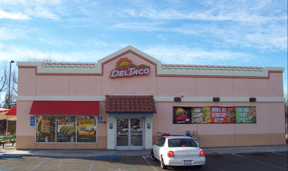 Primary Photo Of 200 Antelope Blvd, Red Bluff Restaurant For Sale