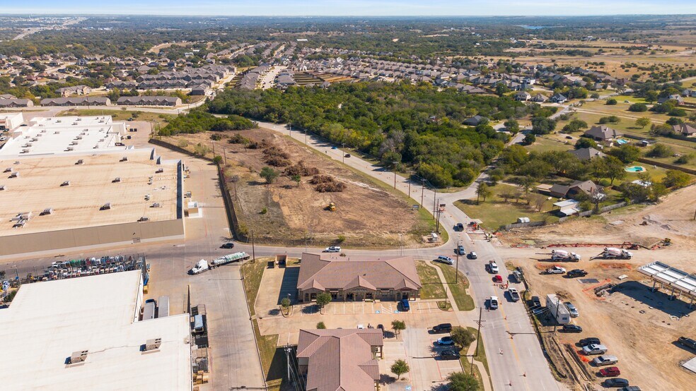 More Photos Of E 181 E BB Fielder Rd Suite 300, Weatherford Medical For Lease