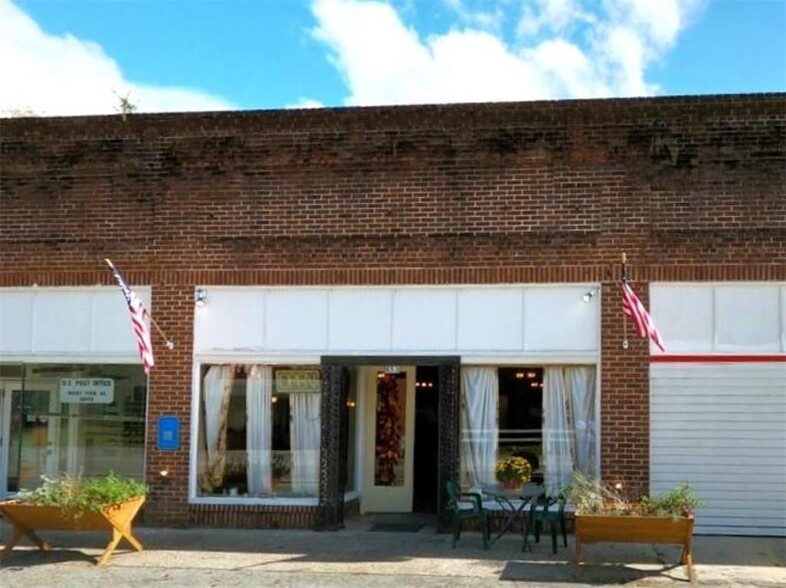 Primary Photo Of 153 Main St, Rocky Ford Restaurant For Sale