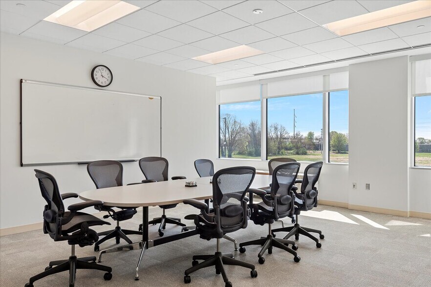 More Photos Of 3051 Hollis Dr, Springfield Office For Lease