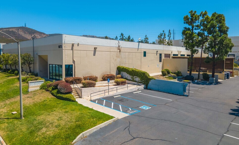 More Photos Of 1873 Diamond St, San Marcos Warehouse For Sale