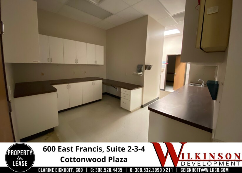 More Photos Of 600 E Francis St, North Platte Storefront For Lease