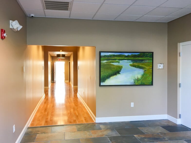 More Photos Of 1516 Old Trolley Rd, Summerville Office For Sale