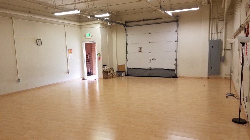 More Photos Of 819-829 Cowan Rd, Burlingame Flex For Lease